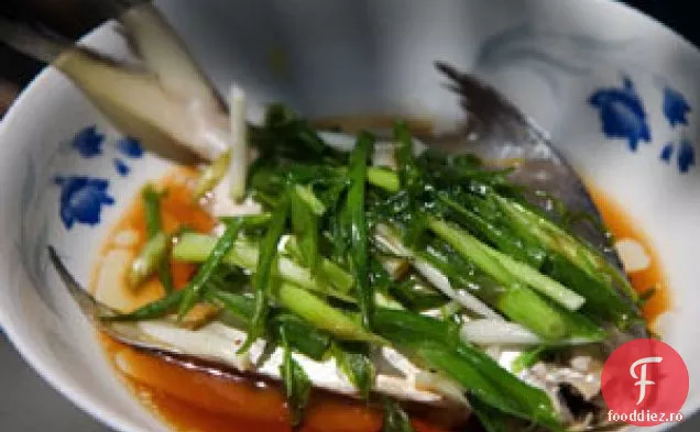 Pește Chinezesc Aburit Cu Scallions