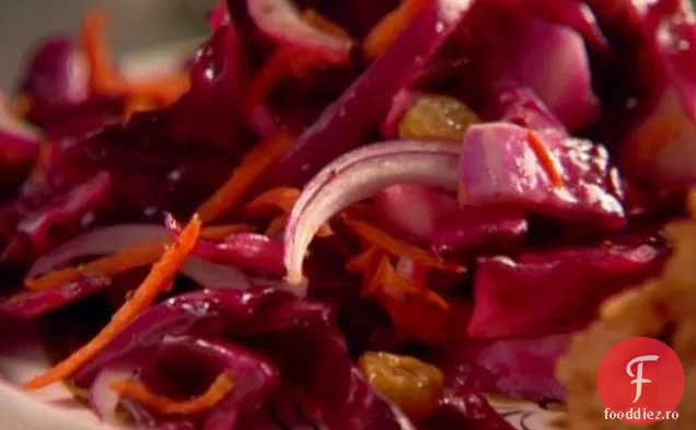 Salată De Varză Roșie