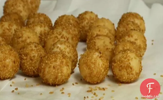 Mochi crocant de susan cald cu Caramel XO