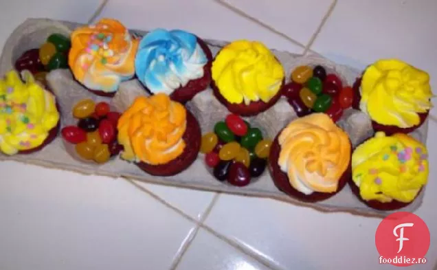 Cupcakes Din Catifea Roșie