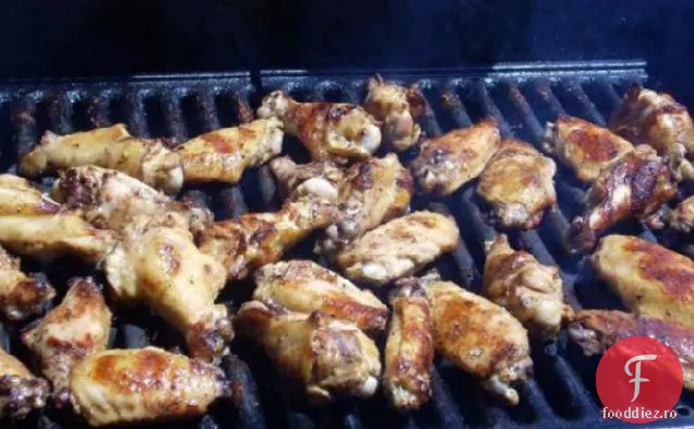 Aripi De Bivol Cu Sos De Brânză Albastră Fără Lactate