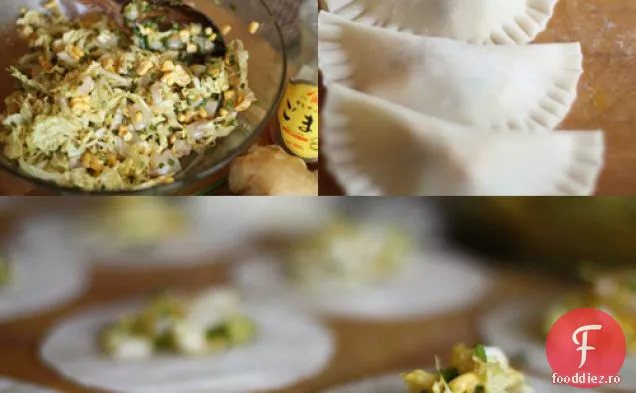 Gyoza De Scoici Și Porumb Cu Sos De Scufundare Sambal