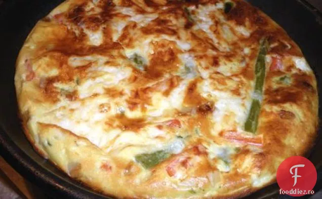 Frittata Cu Sparanghel Cu Conținut Scăzut De Carbohidrați