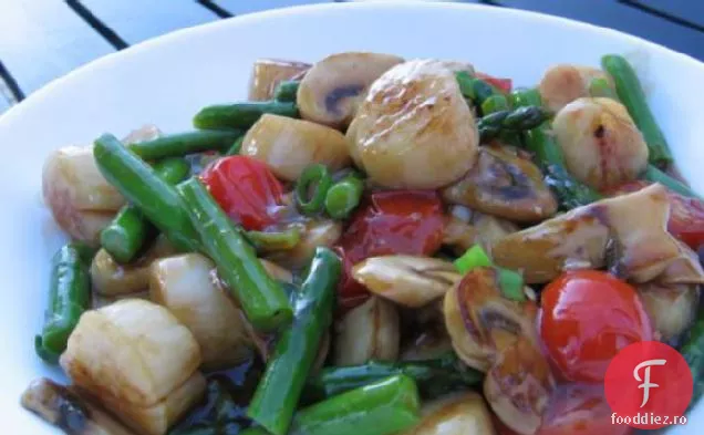 Scallop & Asparagus Se Amestecă