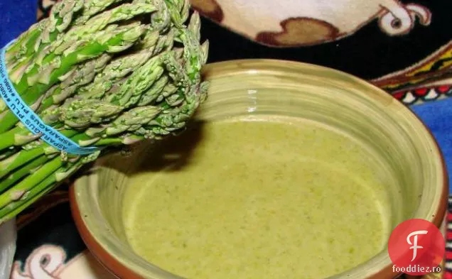Cremă de supă de sparanghel