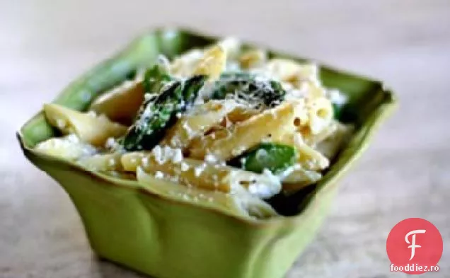 Penne cu Ricotta și sparanghel
