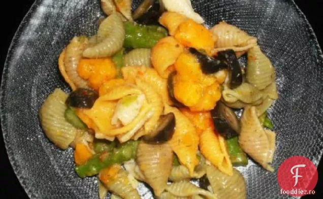 Salată De Paste Cu Sparanghel -- Vegetariană