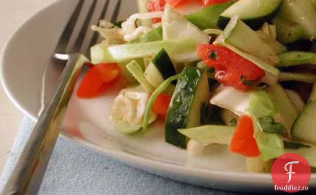 Ensalada de Repollo (salată de varză)
