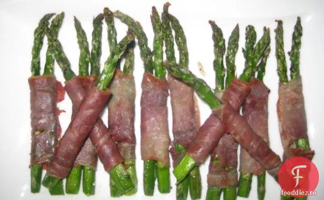 Prosciutto Înfășurat Sparanghel