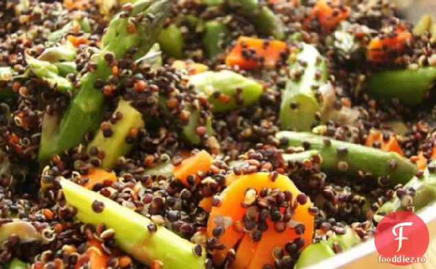 Quinoa și sparanghel