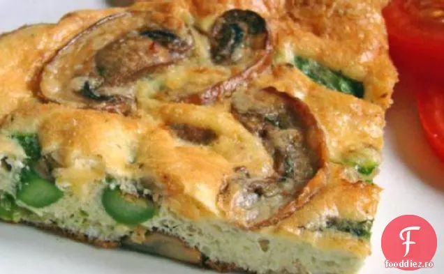 Sparanghel Și Frittata De Ciuperci
