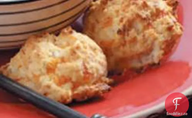 Biscuiți Cu Usturoi Cheddar