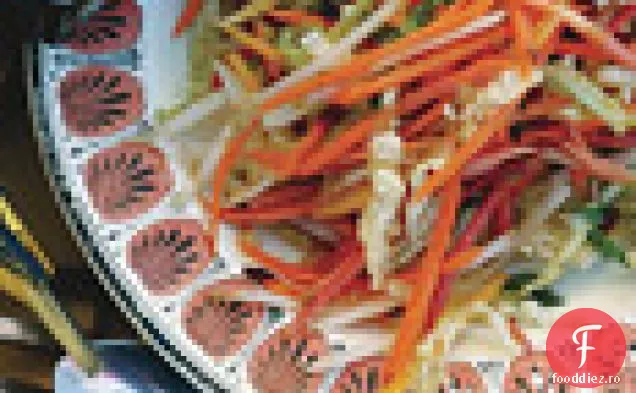 Salată de varză de morcovi cu vinetă de chimen