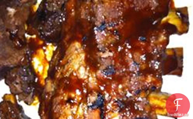 Coaste În Stil Rustic De Arțar Cu Aragaz Lent