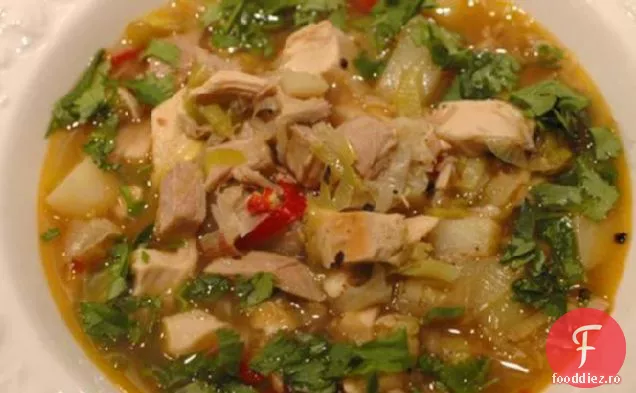 Supă Picantă De Legume De Pui
