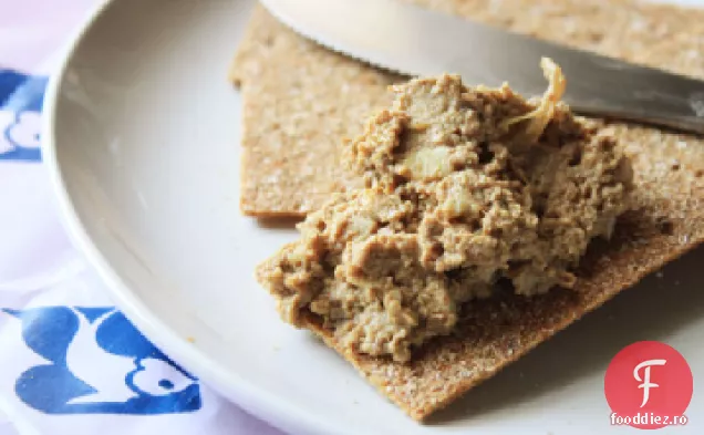 Ficat tocat cu ceapă caramelizată