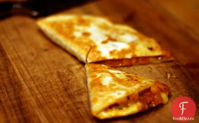 Cina În Seara Asta: Kimchi Quesadillas