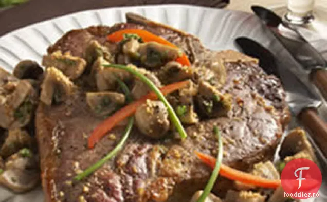 Friptură T-Bone cu ciuperci praf de parmezan