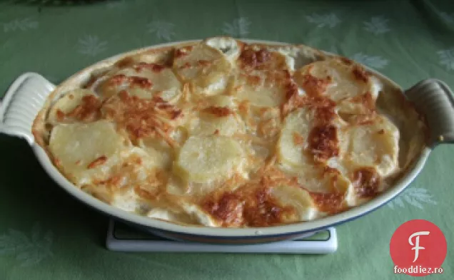 Gratin De Cartofi Cu Brânză Albastră