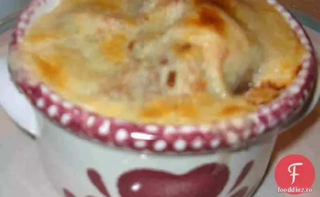 Crock Pot supă de ceapă franceză pentru leneși!