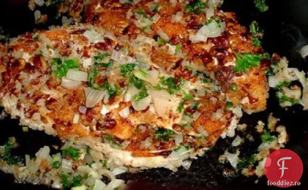 Piept de pui cu crustă Pecan și Panko