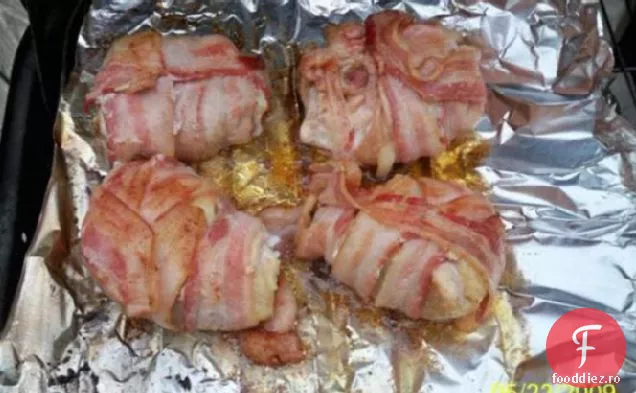 Pulpe De Pui Învelite Cu Slănină Umplută Și La Grătar