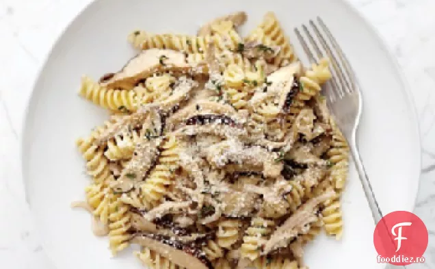 Cremă Shiitake Alfredo