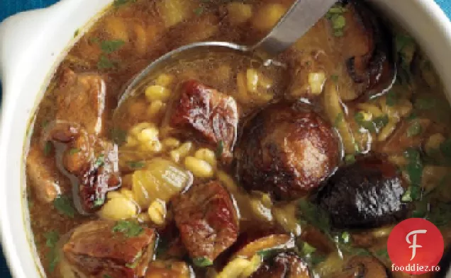 Supă prăjită de vită, ciuperci și orz