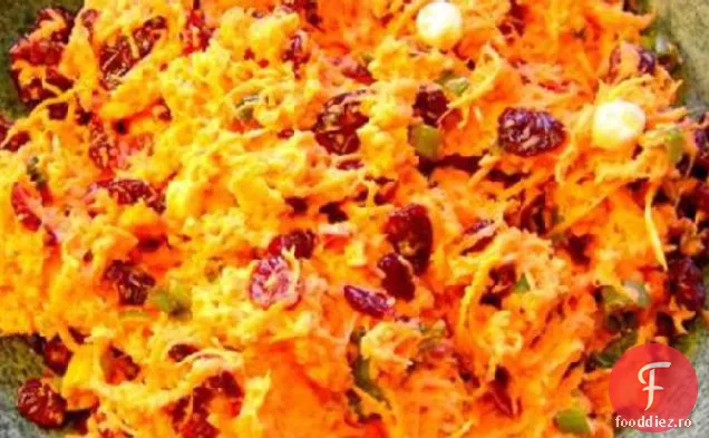 Salată de morcov-Craisin cu ghimbir