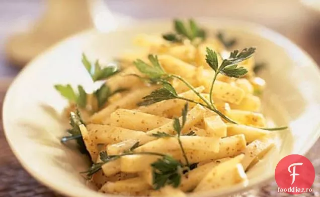 Salată De Rădăcină De Țelină