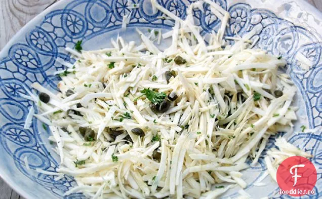 Salată Rapidă De Rădăcină De Țelină Cu Capere Și Lămâie