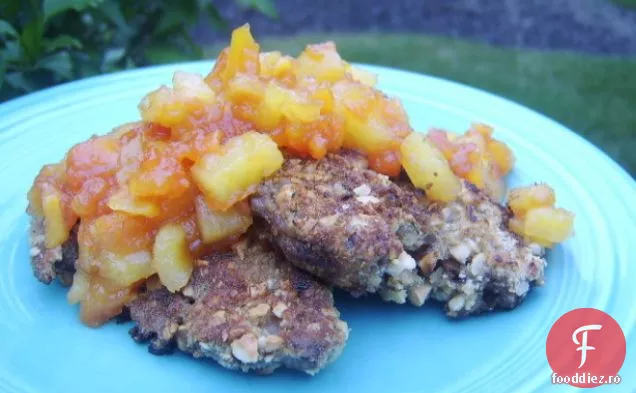 Piept De Pui Cu Nuci De Macadamia Cu Marmeladă Tropicală