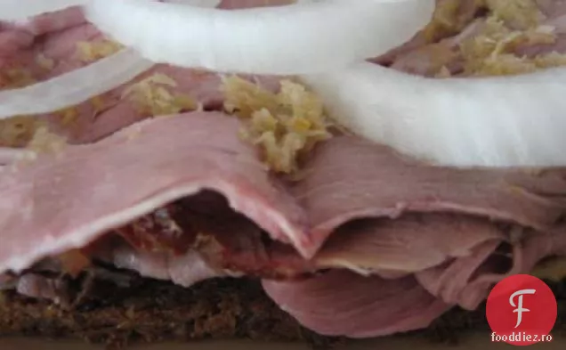 Friptură De Vită Deschide Sandwich (First)