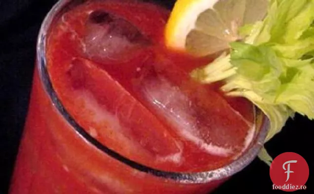 Bloody Mary fără alcool