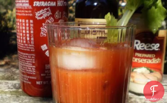 Murdar Sriracha Bloody Mary