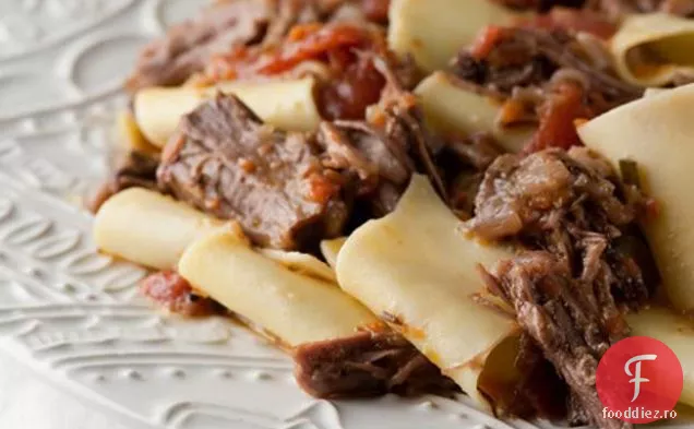 Coaste Scurte Mărunțite Cu Pappardelle