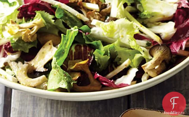 Salată de ciuperci, cicoare și rădăcină de țelină