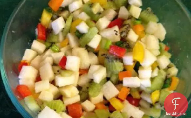 Salată de Mango, jicama și Kiwi