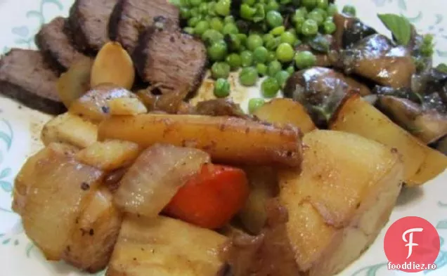 Friptură De Chuck La Grătar Cu Legume.