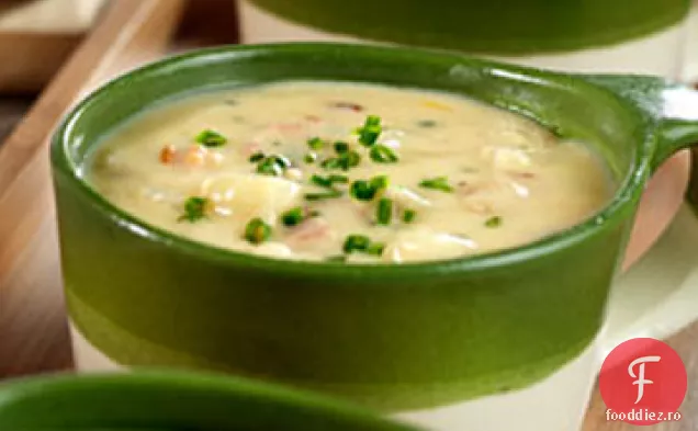 Slow Cooker Bacon Cartofi Chowder