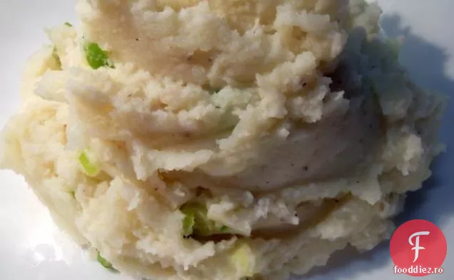 Piure De Cartofi Cu Smântână Și Scallion