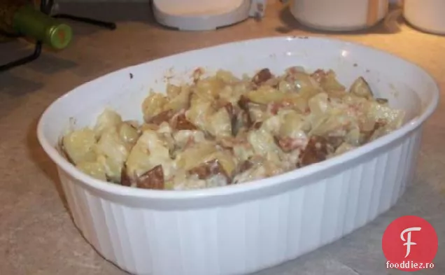 Foc de tabără (sau cuptor) Jack de ardei și cartofi de slănină