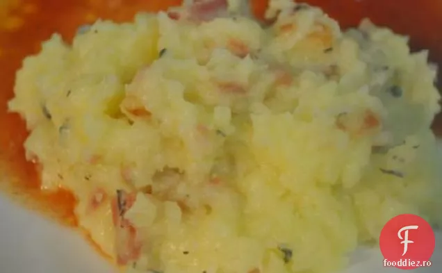 Cartofi piure de Bacon și salvie