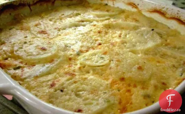 Cartofi Decorați Cu Ierburi La Cuptor
