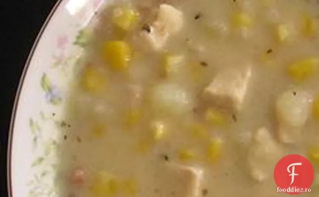 Chowder de pui și porumb cu cimbru