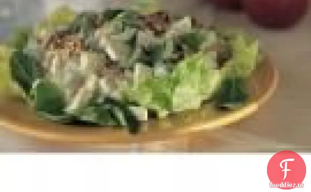 Salată Waldorf
