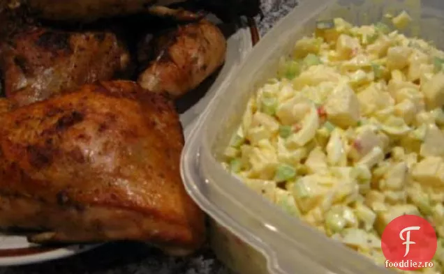 Salata ușoară de cartofi a mamei