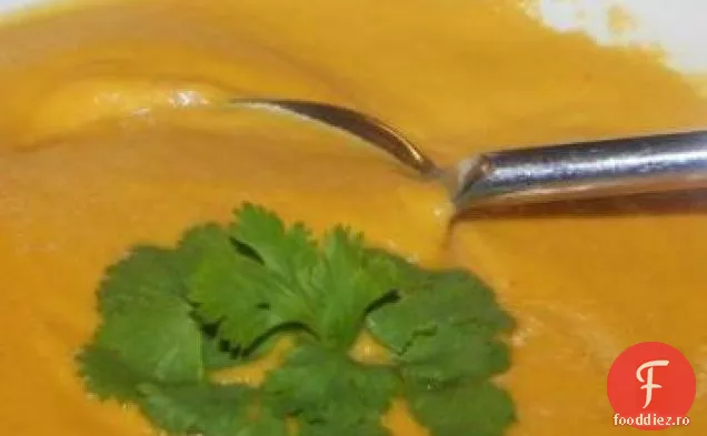 Supă De Cartofi Dulci Curry Roșu