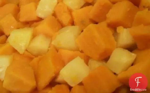 Coaceți Cartofi Dulci Cu Ananas