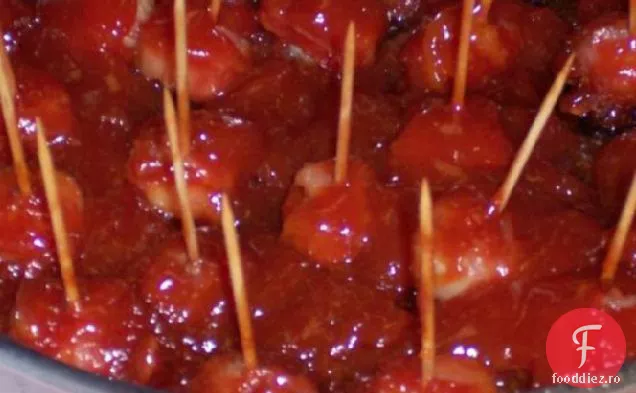 Castane De Apă Învelite Cu Slănină Cu Sos De Ketchup